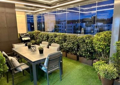 Instalación Pérgola Bioclimática en Terraza Ático con Cerramiento de Cortinas de Cristal en Las Tablas Madrid