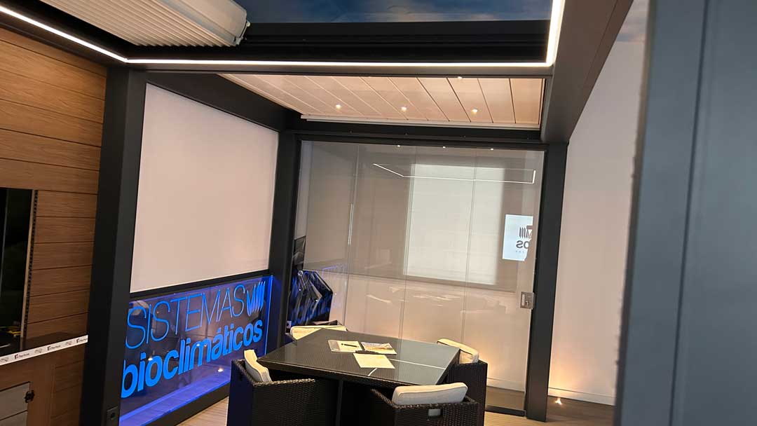 Exposición Showroom de Pérgolas Bioclimáticas de Sistemas Bioclimáticos 9