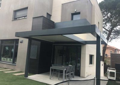 PERGOLA BIOCLIMATICA ORIENTABLE MANUAL ESTRUCTURA PLANA MIRASIERRA TERRAZA MADRID 02