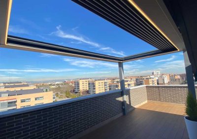 PÉRGOLA BIOCLIMÁTICA RETRÁCTIL EN ÁTICO ALCORCÓN MADRID 3